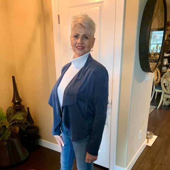 LN KUT FROM THE KLOTH JACKET. FEELS LIKE SUEDE BUT MACHINE WASH  & DRY. DARLING - Picture 8 of 10